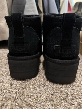 Ultra Mini Platform UGGS